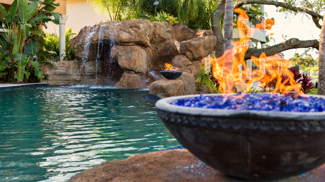 custom pools and spas with fire features from Lanier Landscaping in Columbia, Missouri